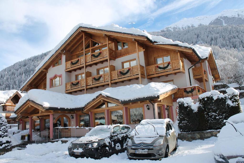 Active Hotel Gran Zebru' Cogolo Bagian luar foto